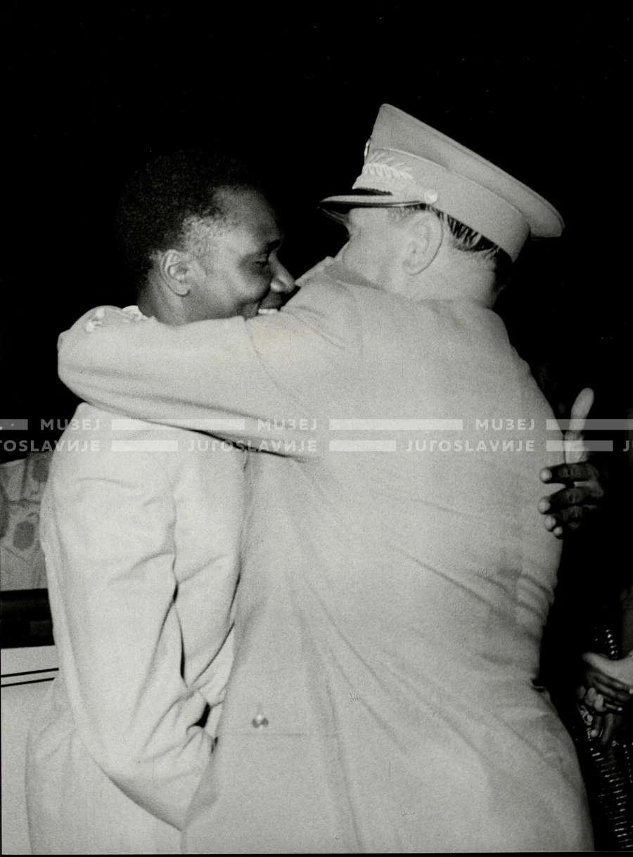 1961_158_185
