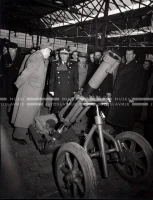 1953_025_058