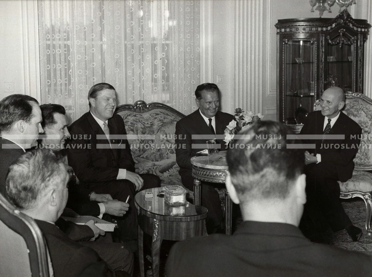 1961_168_148