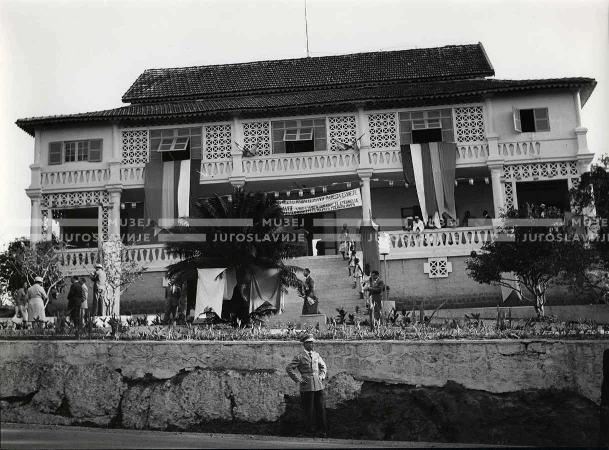 1961_157_186