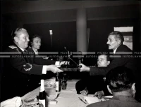 1953_025_065