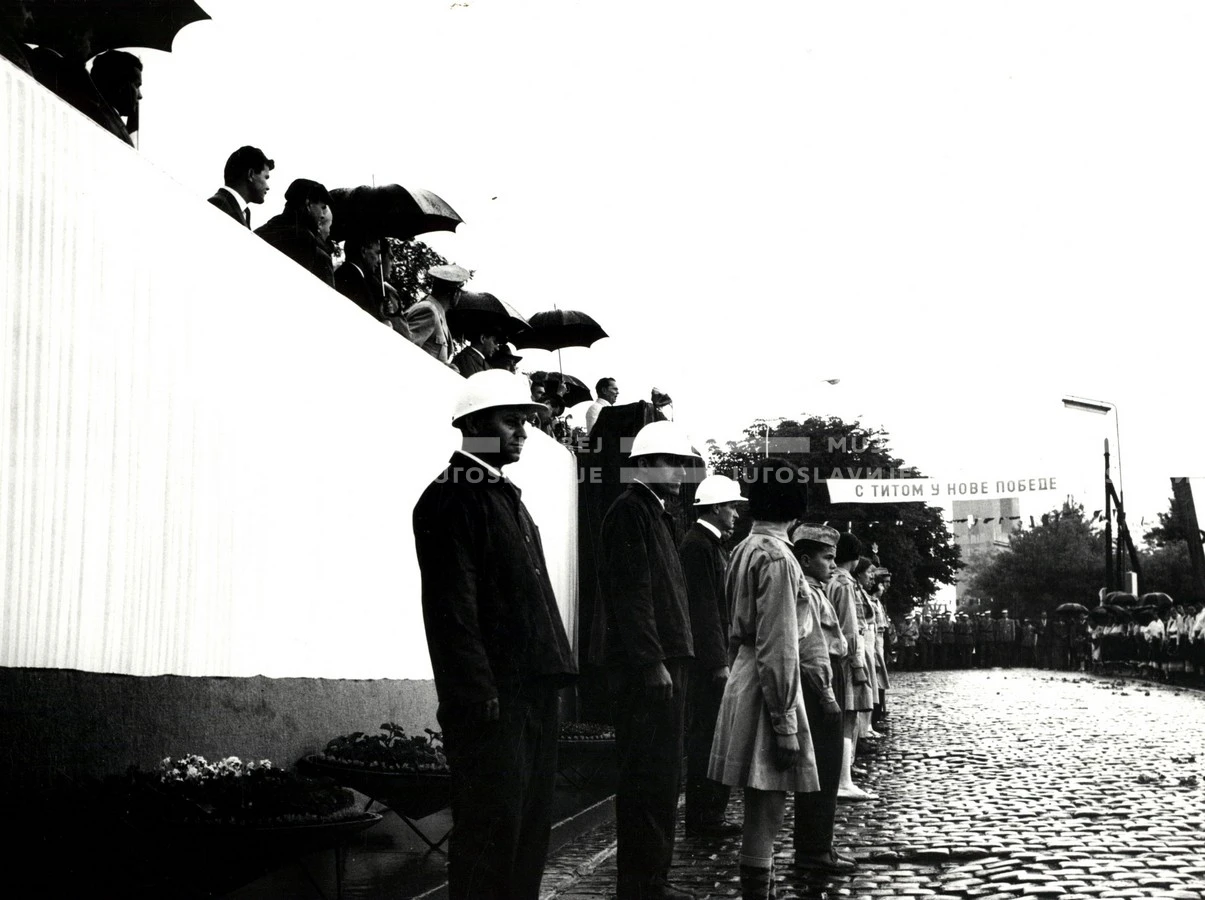 1961_169_166