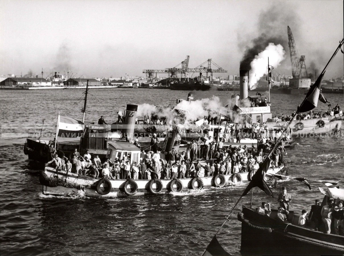 1961_164_008