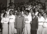 1951_009_099