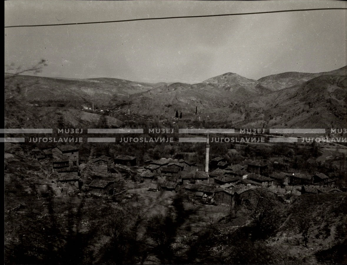 1954_027_015