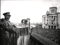 1953_024_052