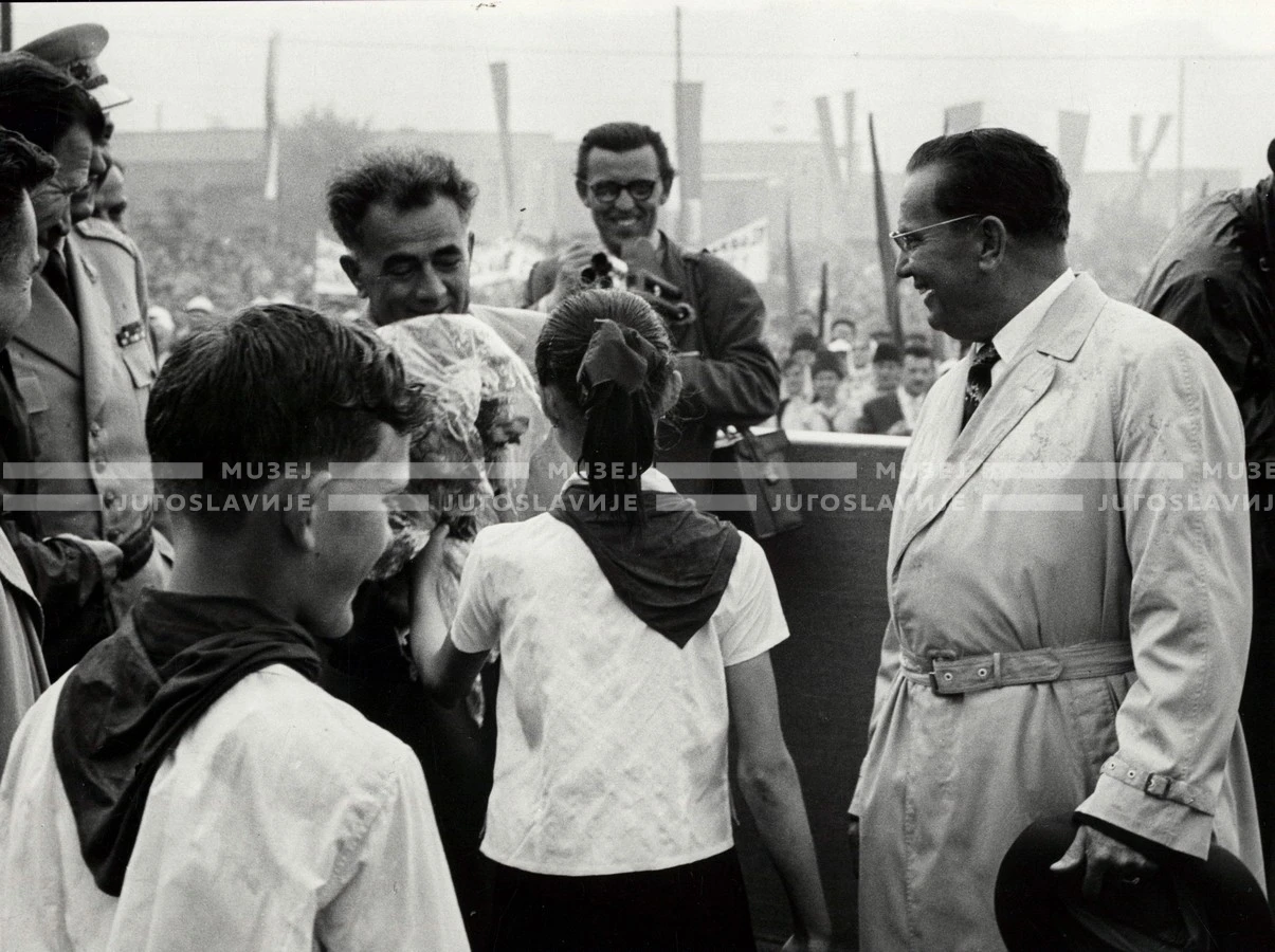 1961_169_158