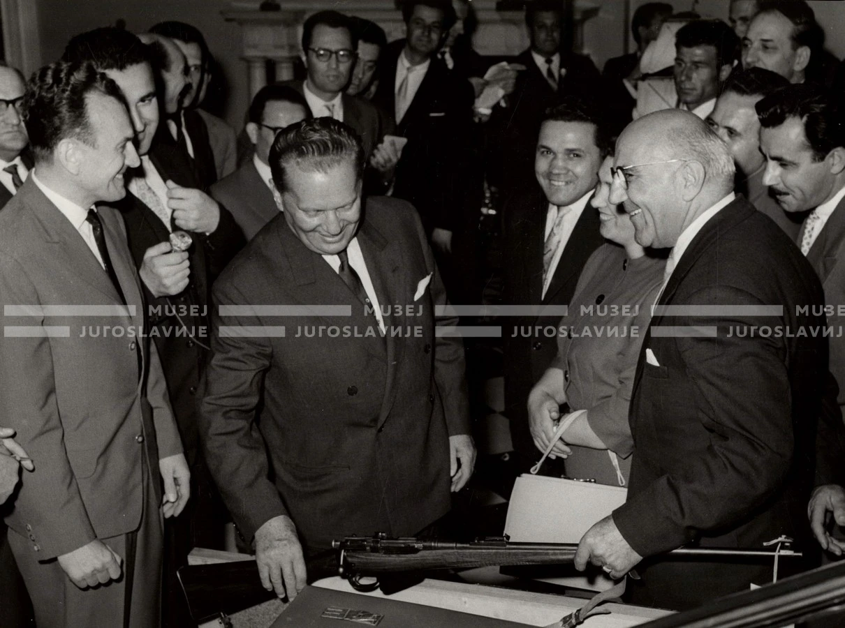 1961_167_190