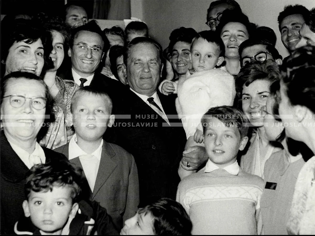 1961_162_152