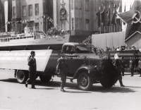 1949_003_042