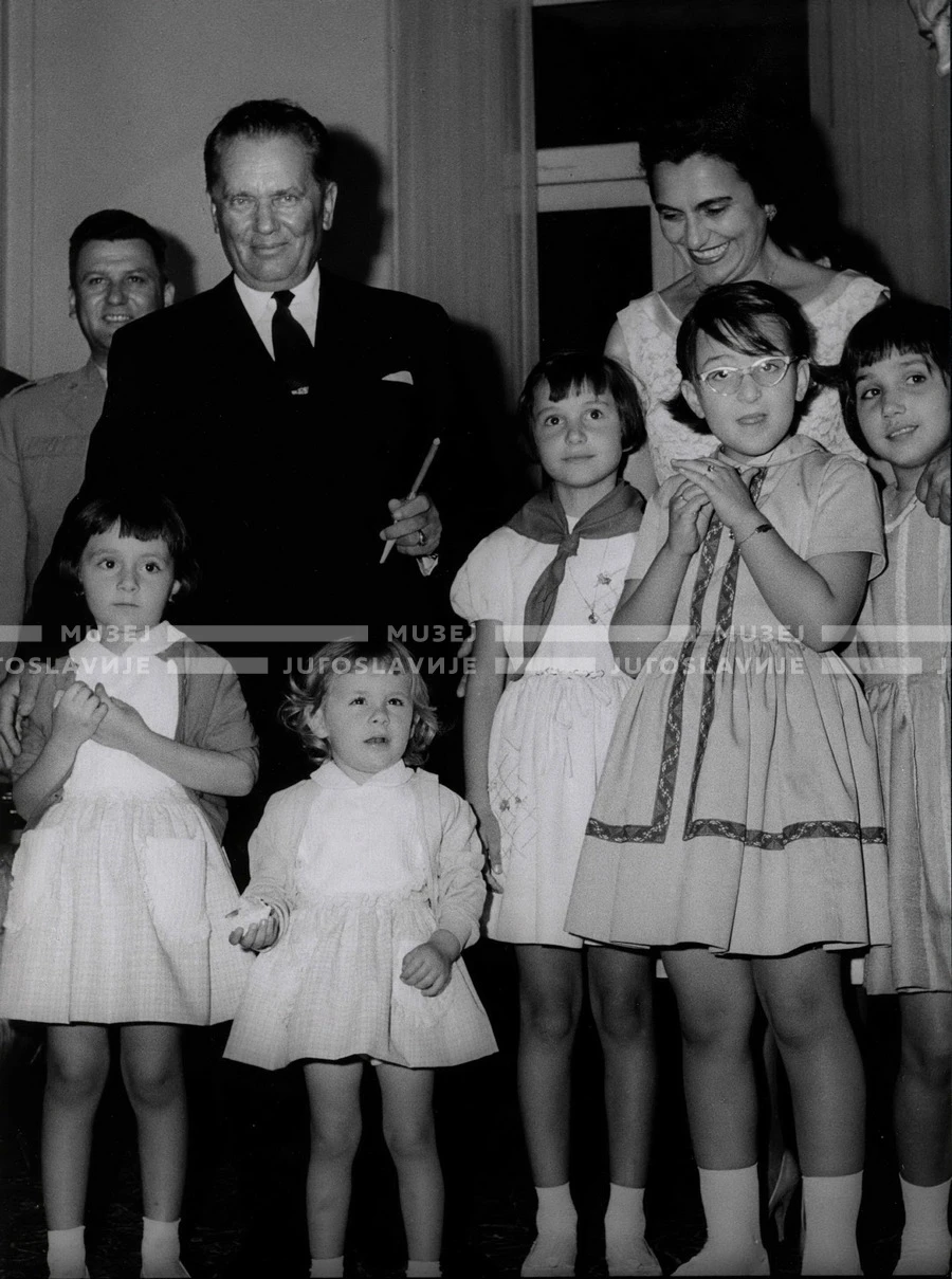 1961_165_062
