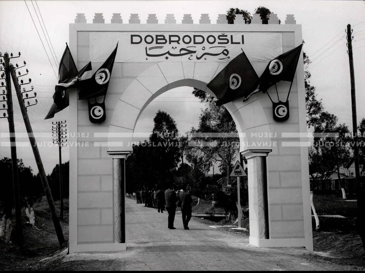 1961_163_003
