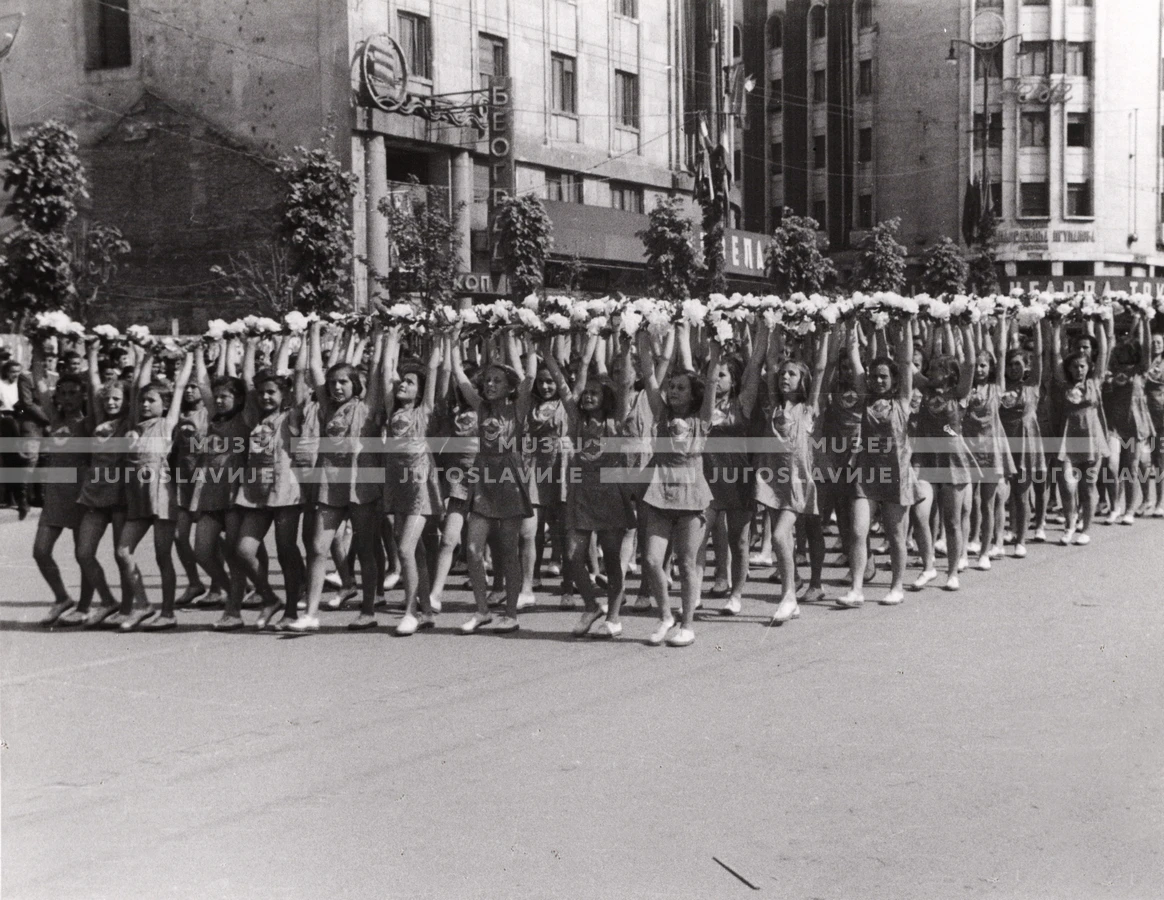 1949_003_039