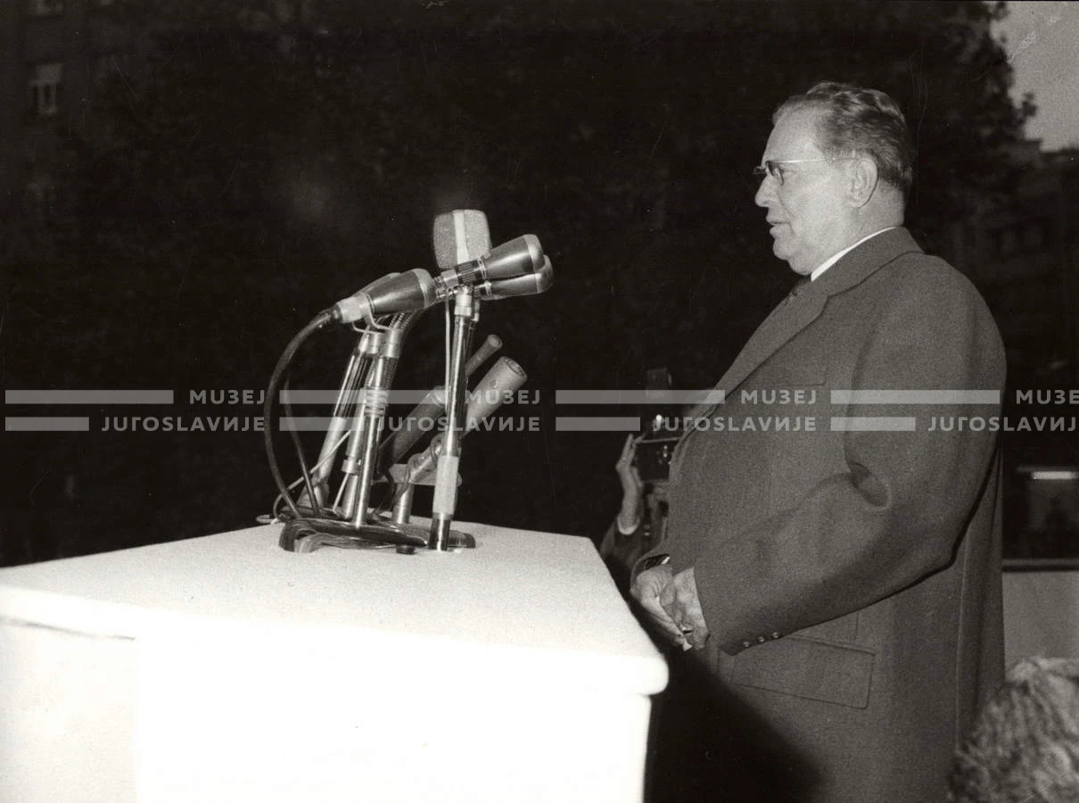 1961_166_190