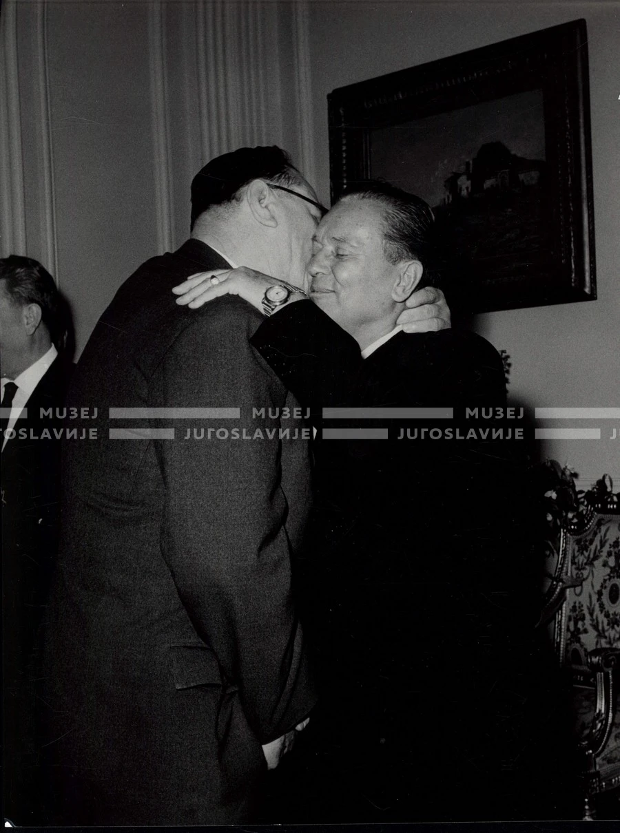 1961_168_042