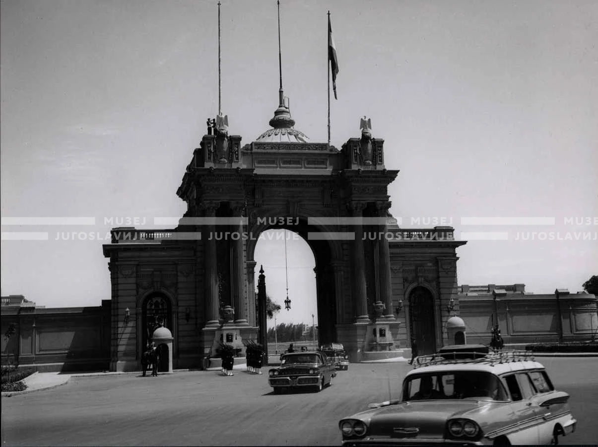 1961_165_048