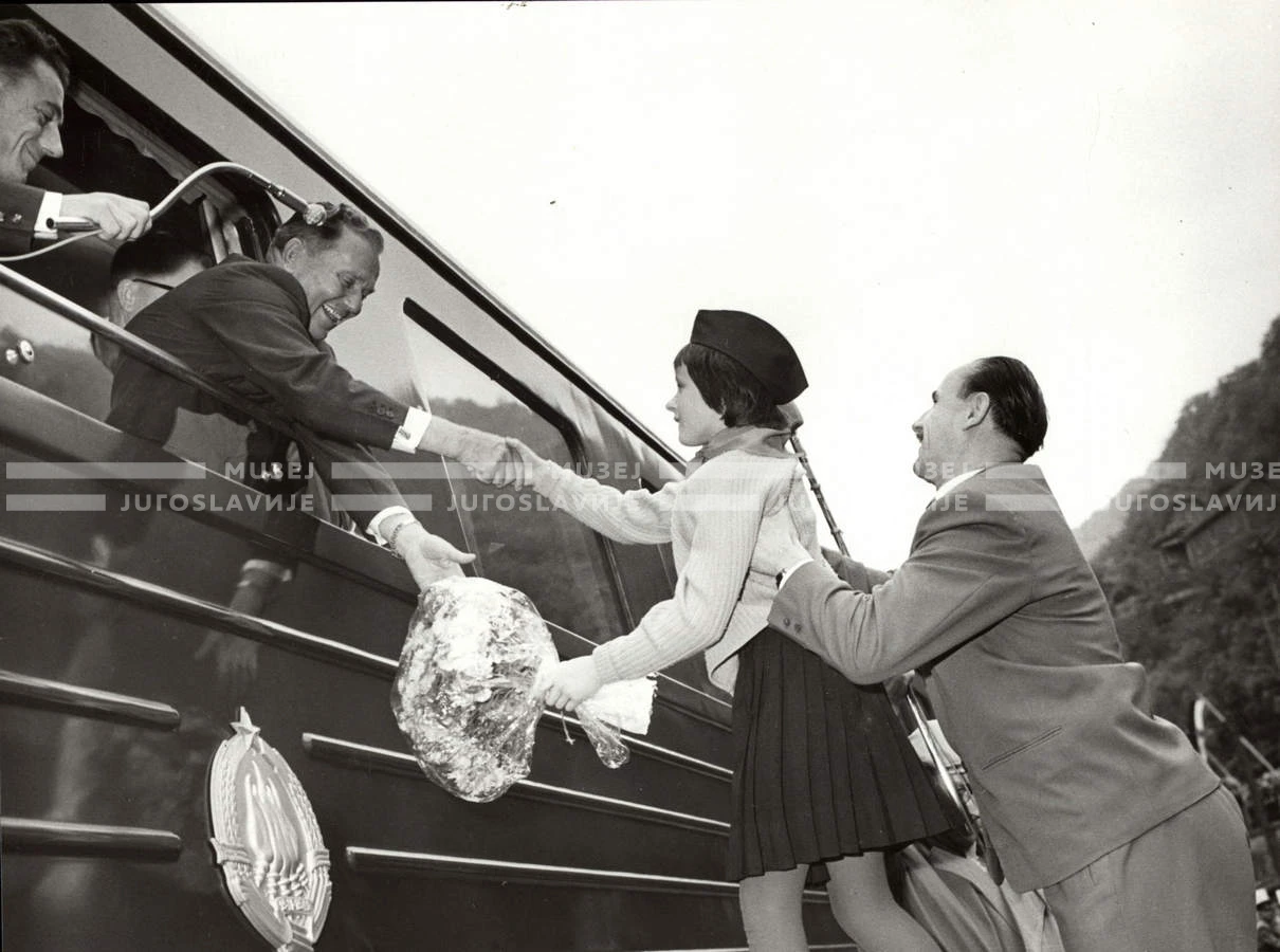 1961_166_141