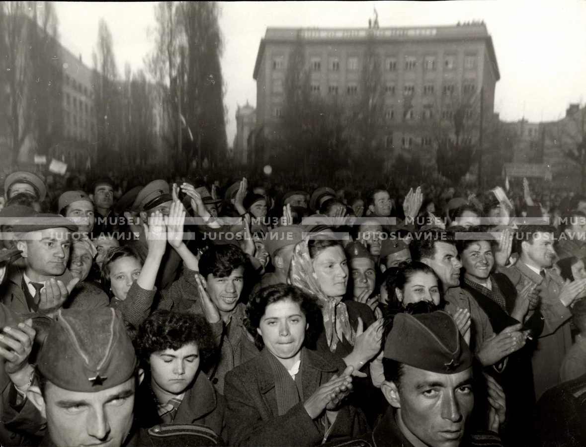1954_027_194