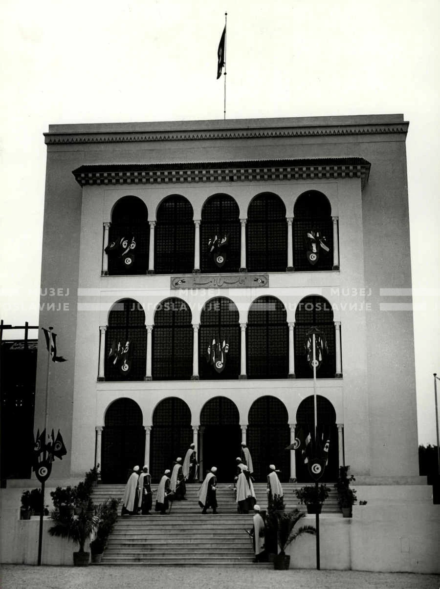 1961_162_104