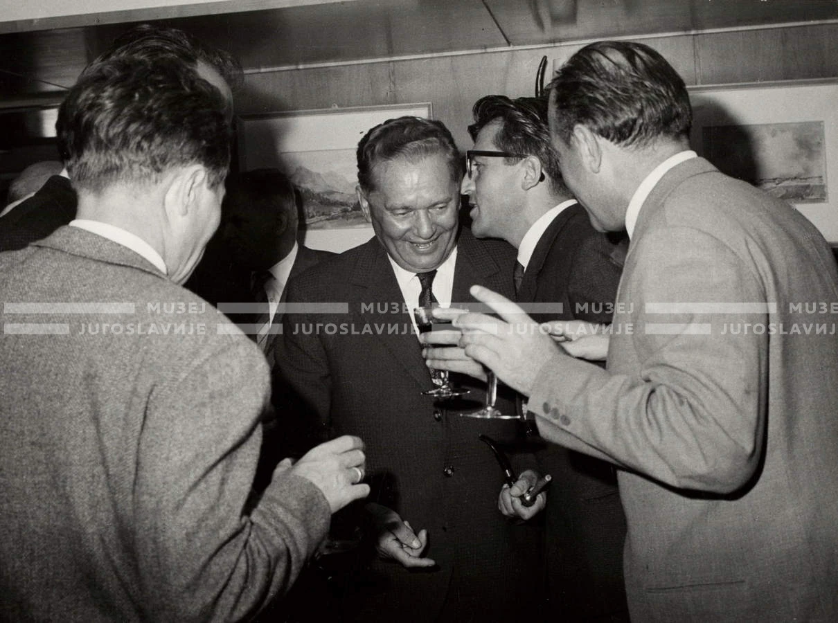 1961_166_029
