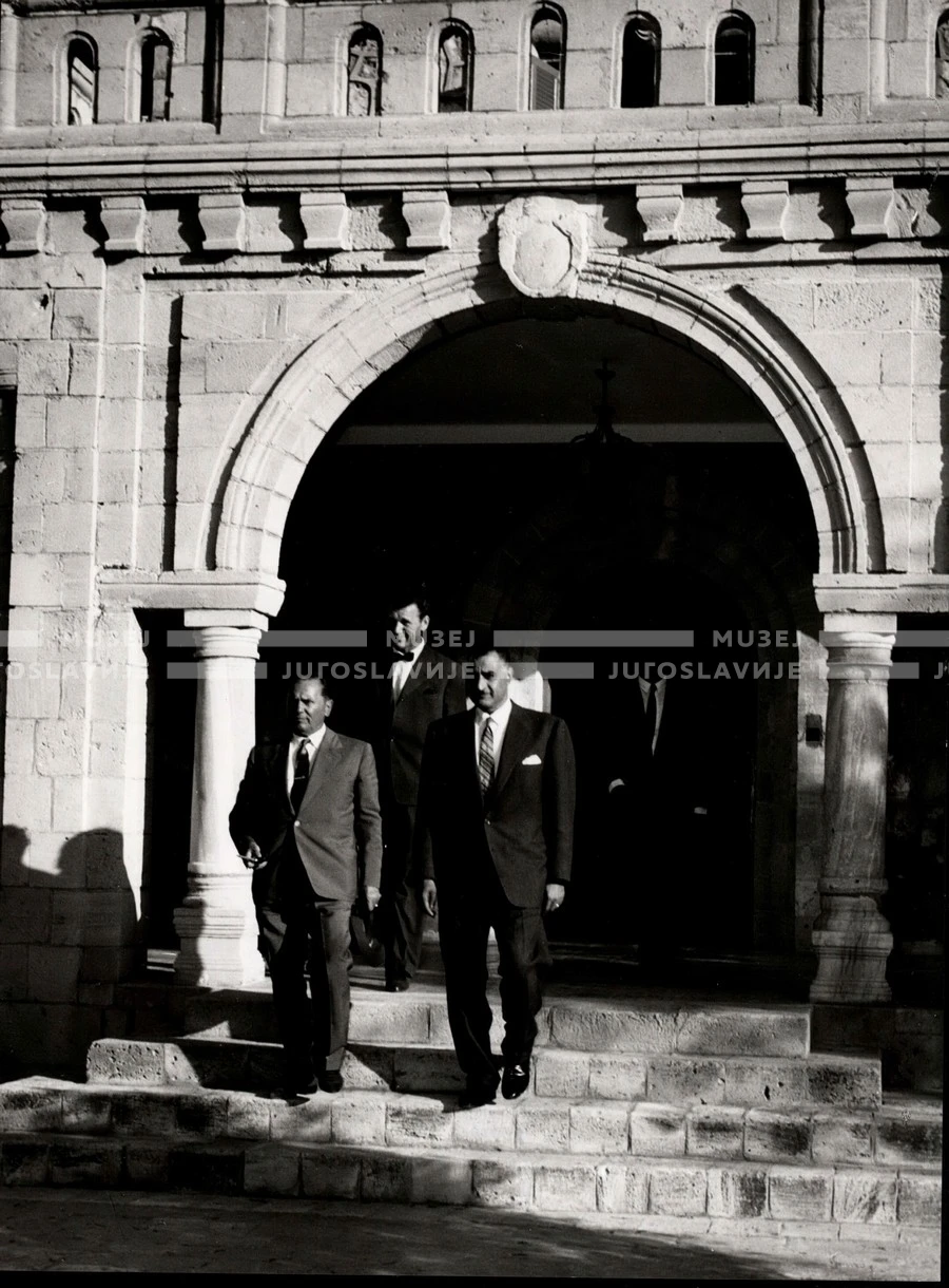 1961_164_093