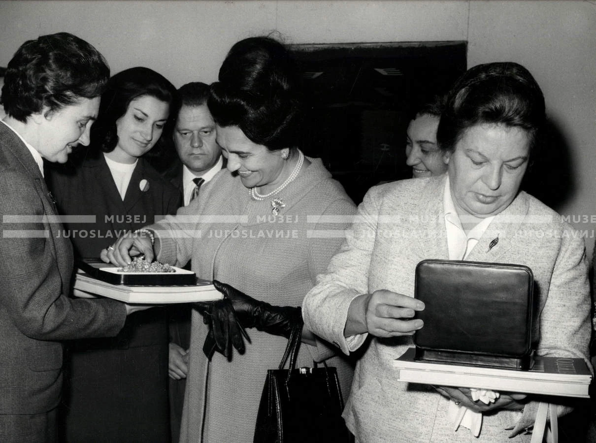 1964_252_155