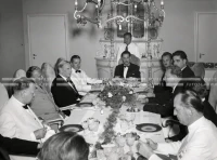1952_015_023