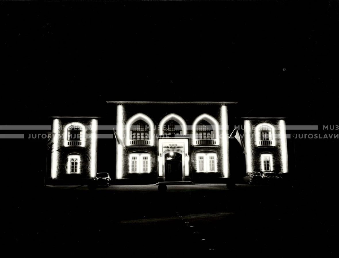 1954_027_025
