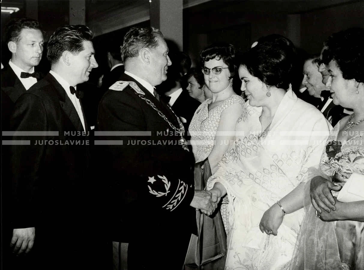1961_163_102