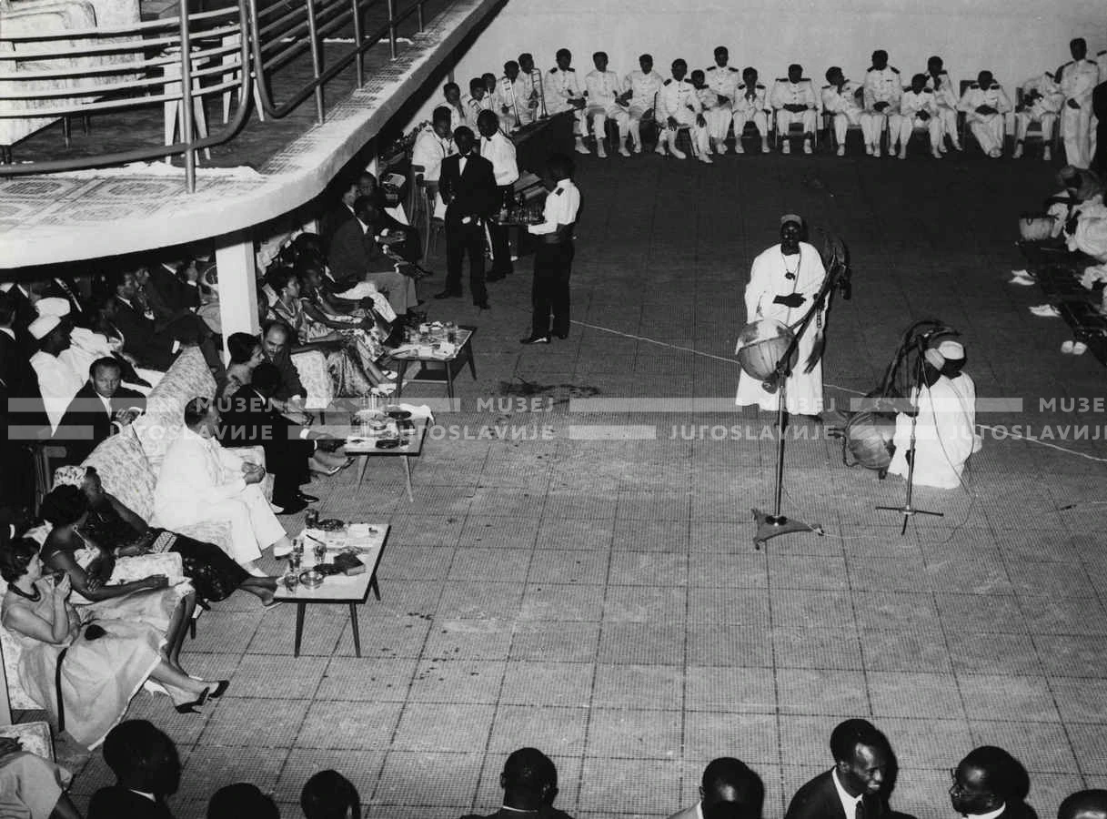 1961_157_135