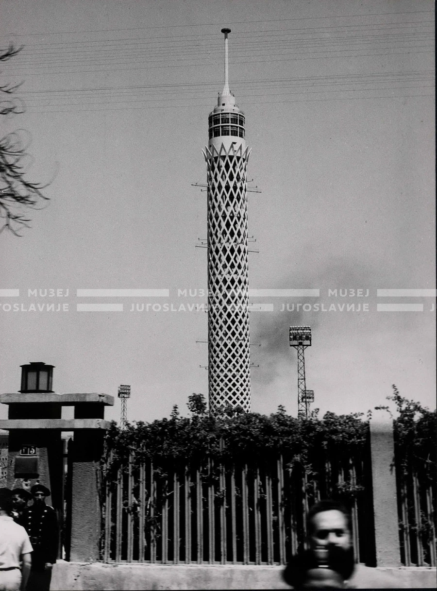1961_165_007