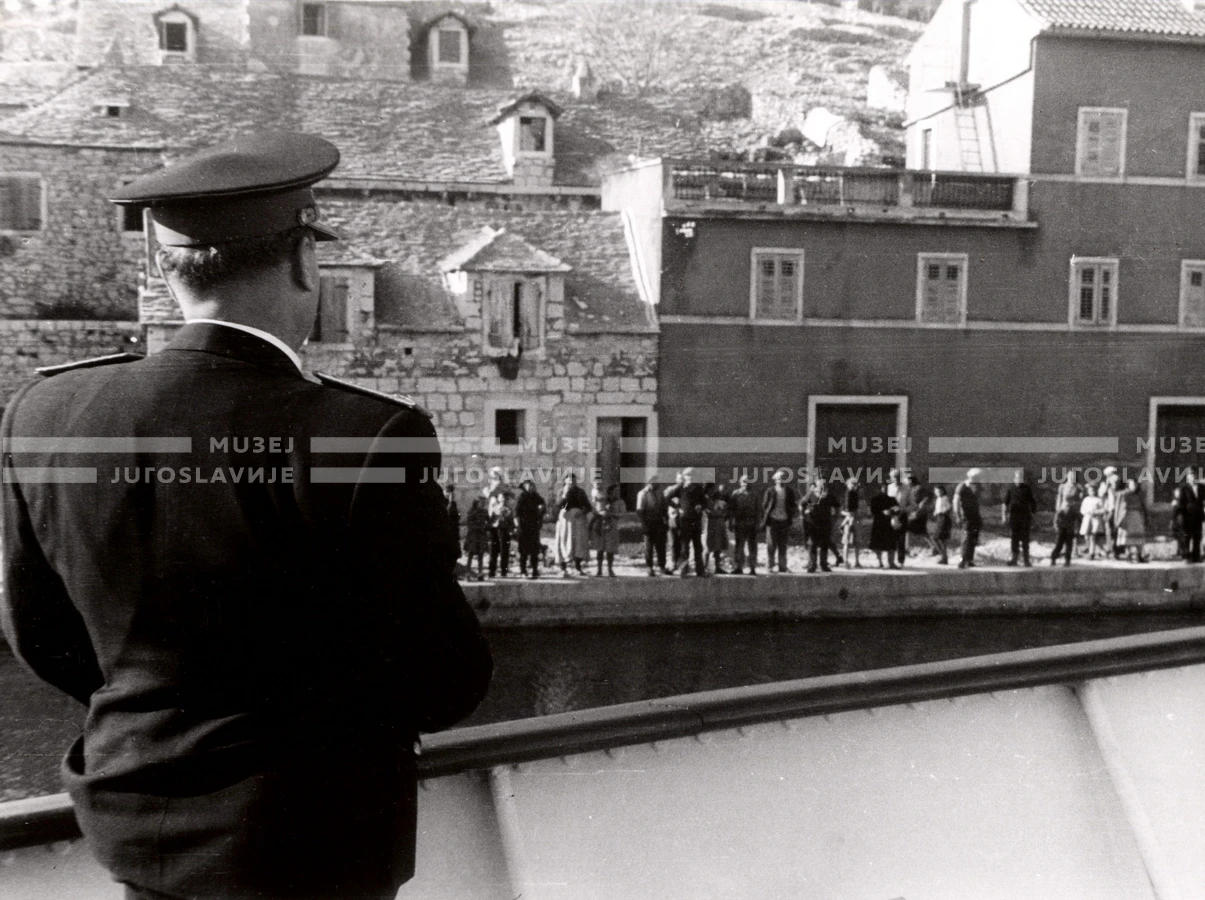 1950_005_094