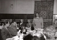 1951_011_136
