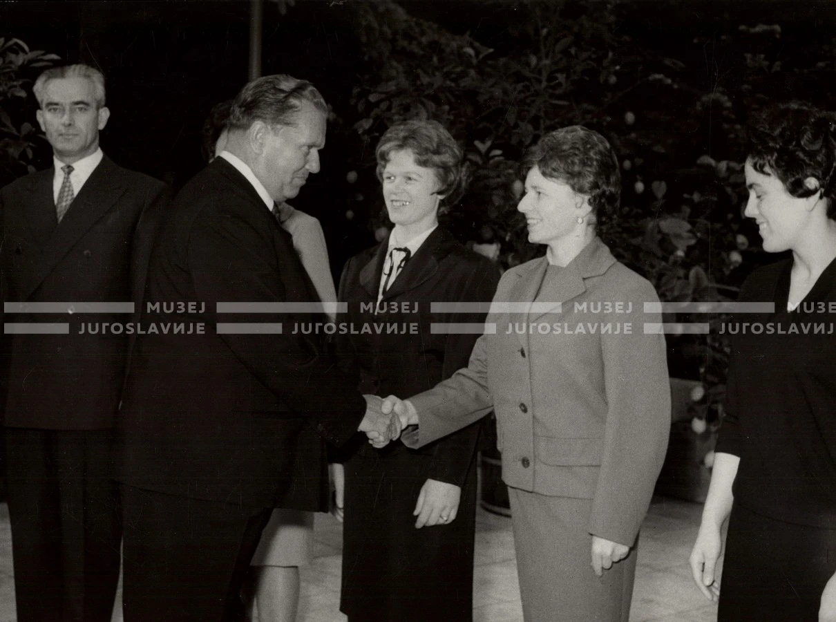 1961_168_005