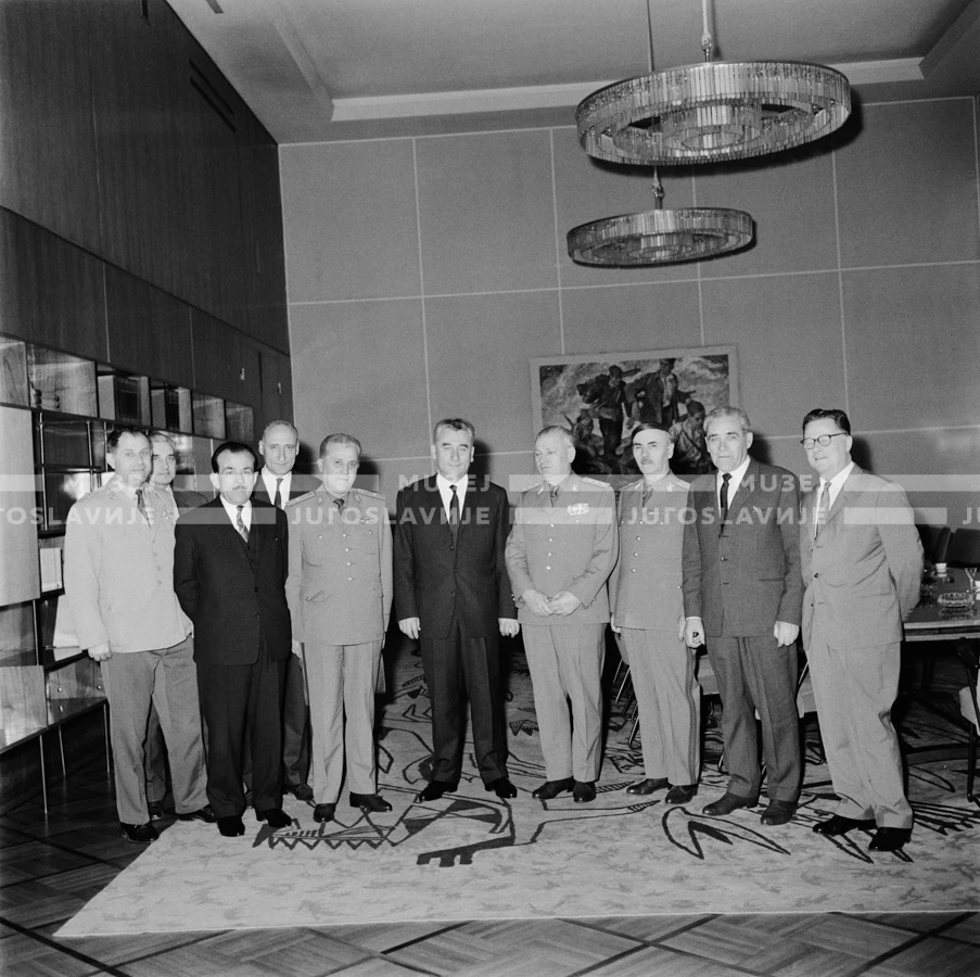 AR_B_34_11