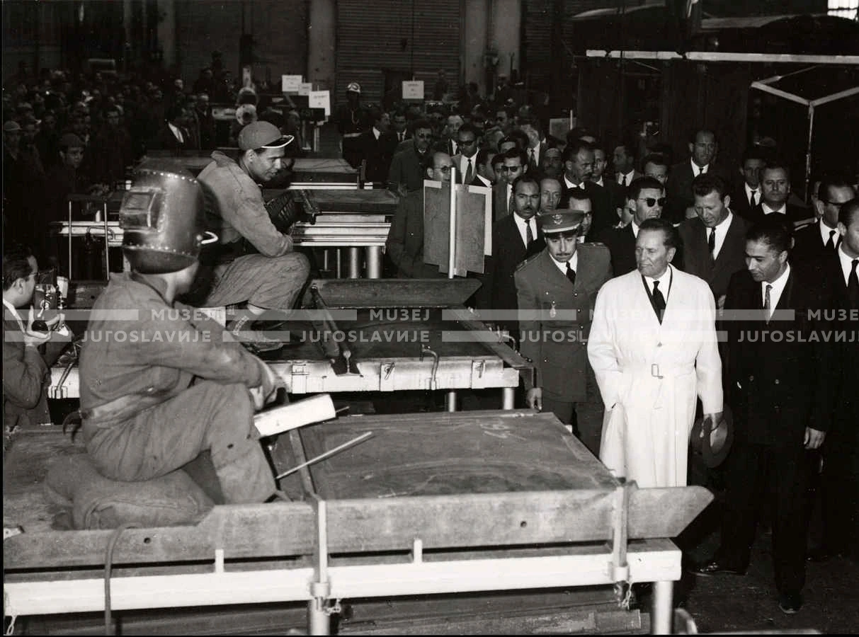 1961_163_009