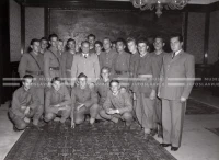 1951_012_044