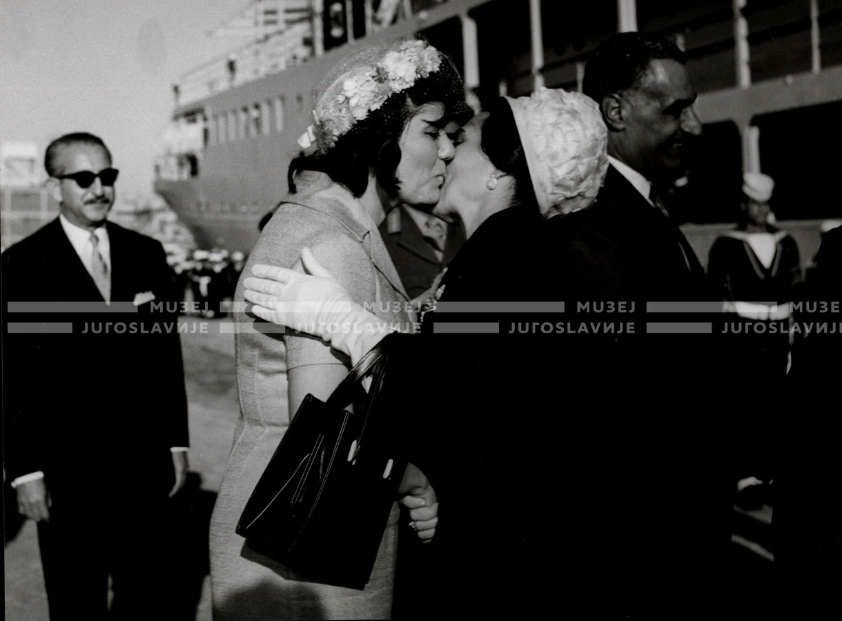1961_164_017