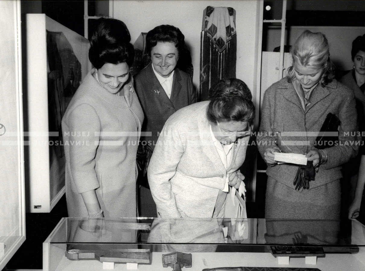 1964_252_152