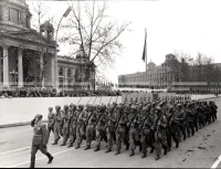1954_028_032