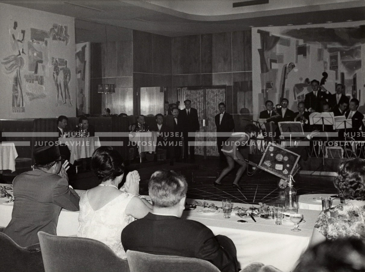 1961_170_046