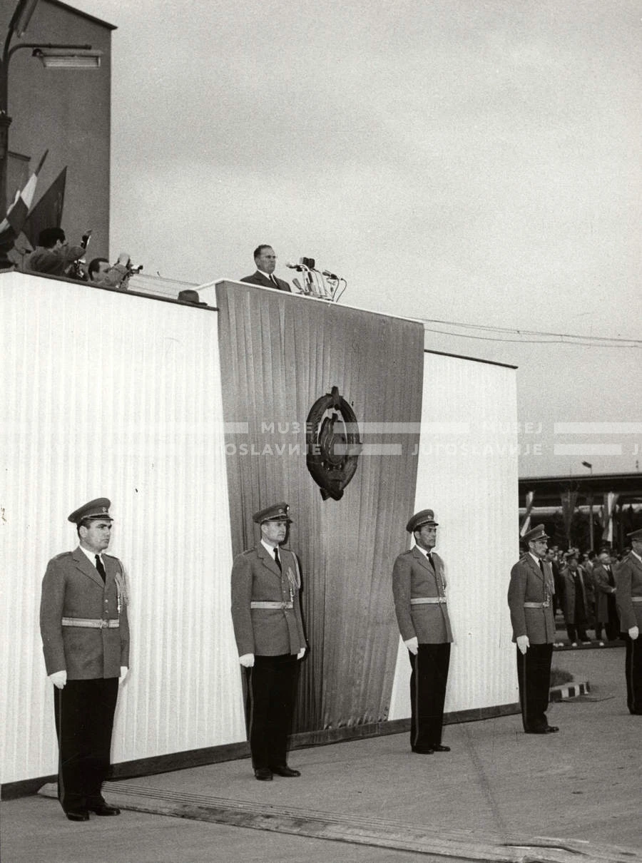 1961_166_188